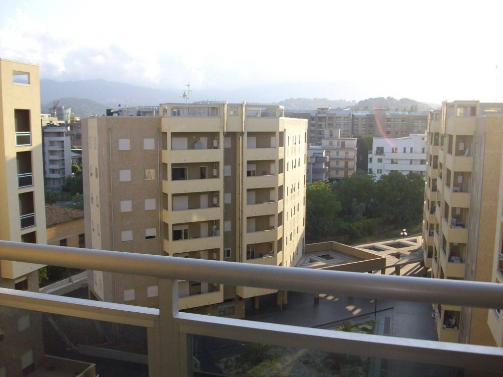 Stanza singola via todaro, rende