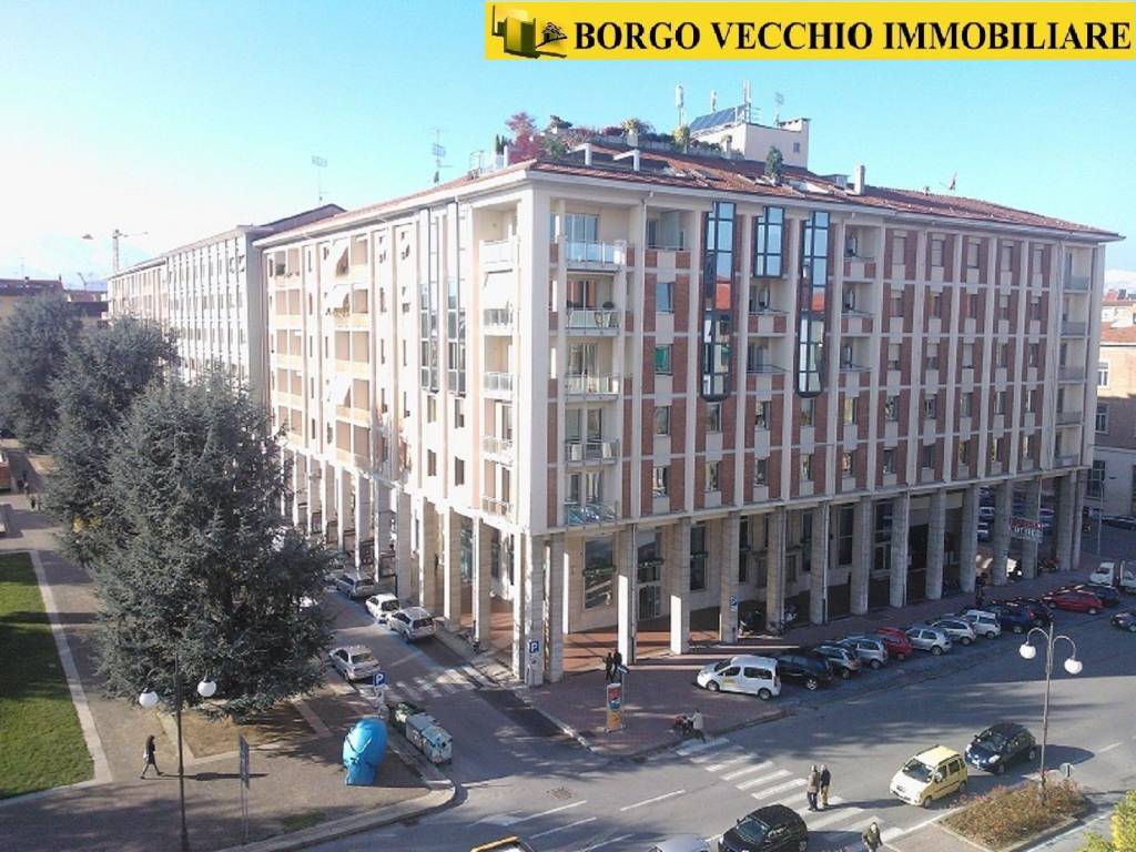 Magazzino - deposito piazza europa, centro, cuneo