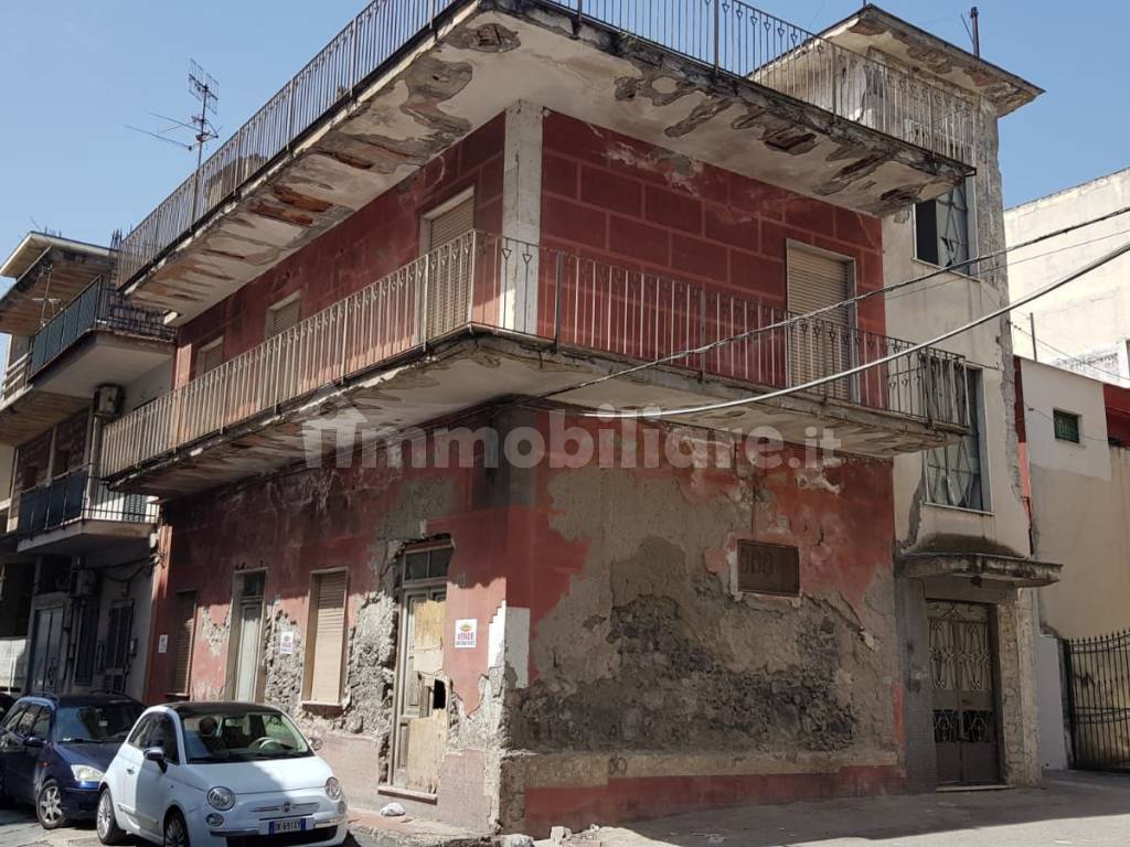 Via Piano Del Principe Poggiomarino Palazzo - Edificio via Principe di Piemonte 86, Poggiomarino, rif