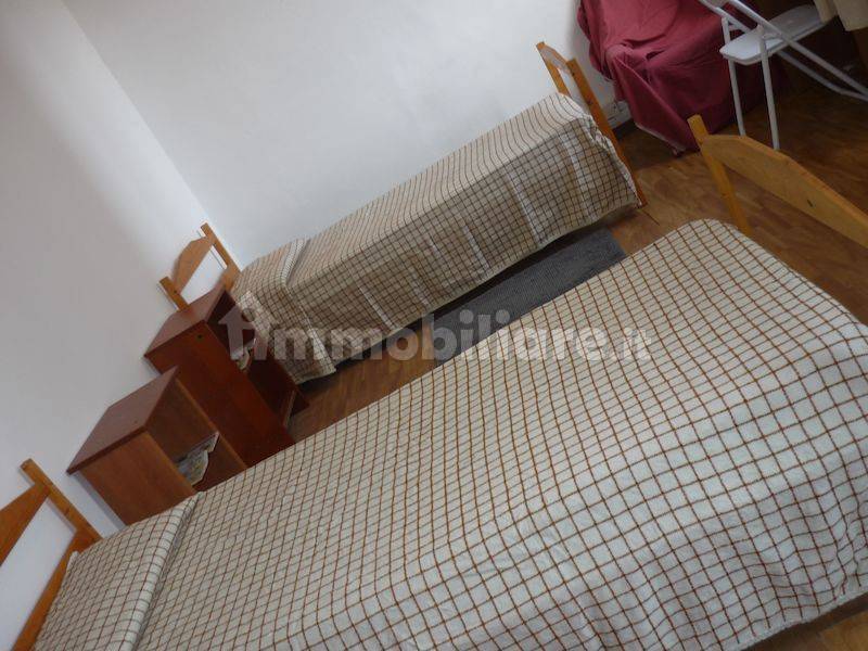 3 stanze doppie in Centro, foto 2 di 13
