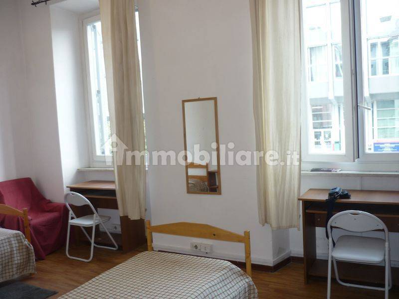 3 stanze doppie in Centro, foto 3 di 13