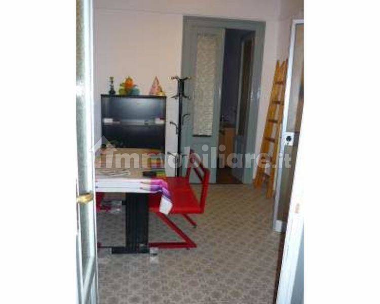 3 stanze doppie in Centro, foto 9 di 13
