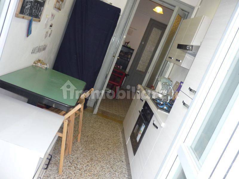 3 stanze doppie in Centro, foto 11 di 13