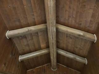 tetto in legno a vista