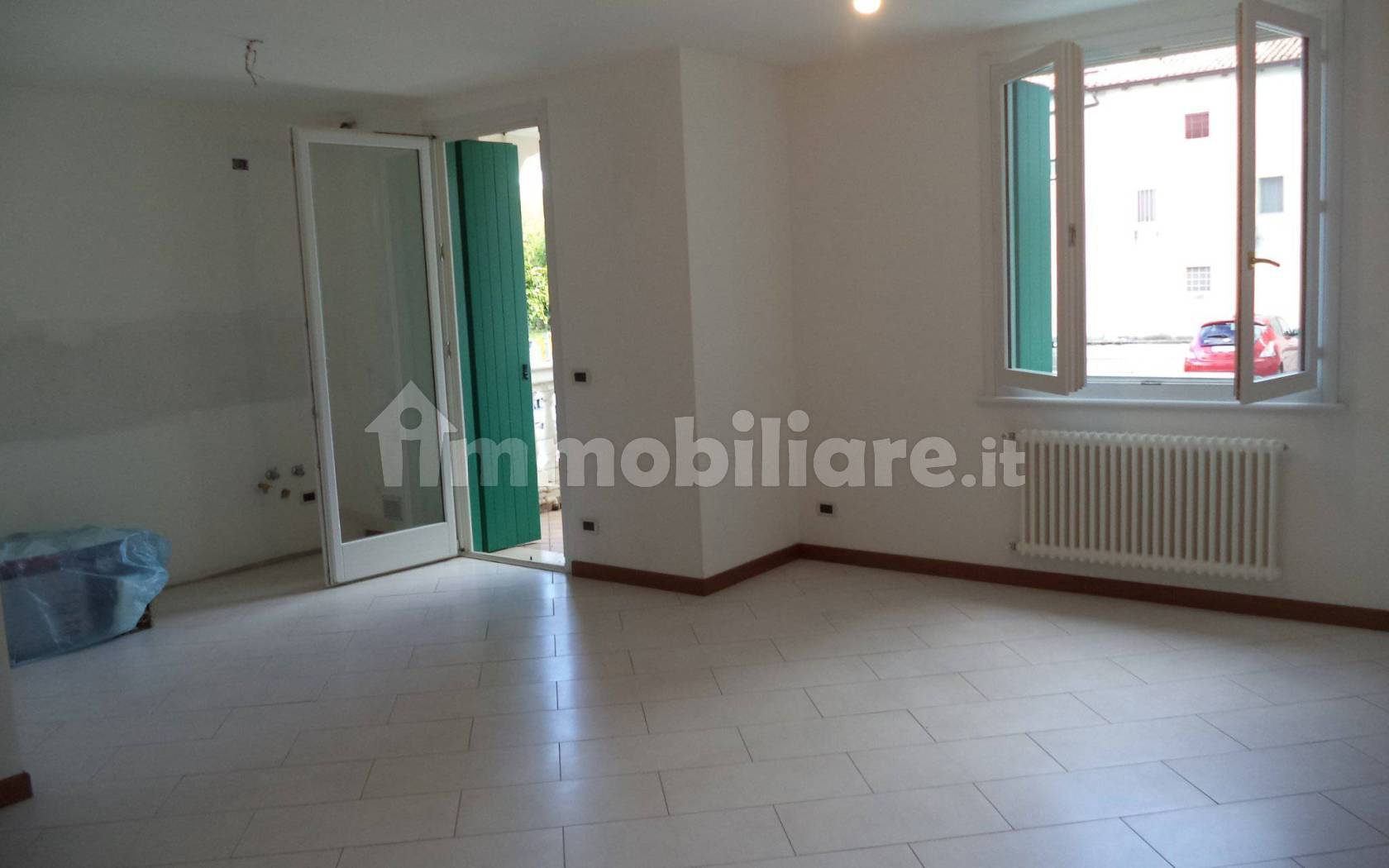 Appartamento nuovo, piano rialzato, Beivars, Udine