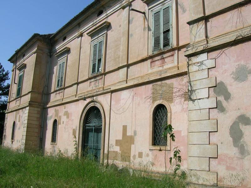 Vendita Villa unifamiliare in Strada Statale 19 delle Calabrie Cosenza. Da ristrutturare, 2100 Vendita Villa unifamiliare in Strada Statale 19 delle Calabrie Cosenza. Da ristrutturare, 2100
