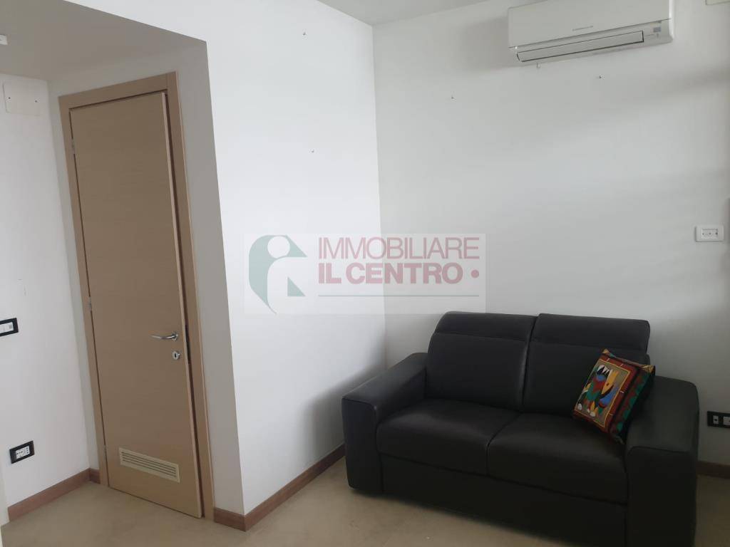 Ufficio - studio con ascensore, olmo, santa caterina, falcinello, sarzana
