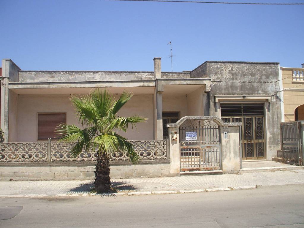 Casa con giardino Martano