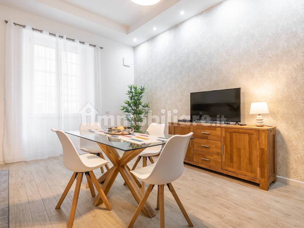 Rent Apartment Cagliari. 3room flat in via Giovanni Pascoli. Excellent