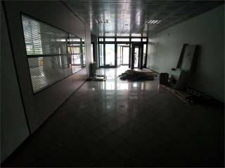 Immobile commerciale a Fi