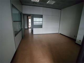 Immobile commerciale a Fi