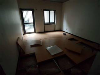 Immobile commerciale a Fi