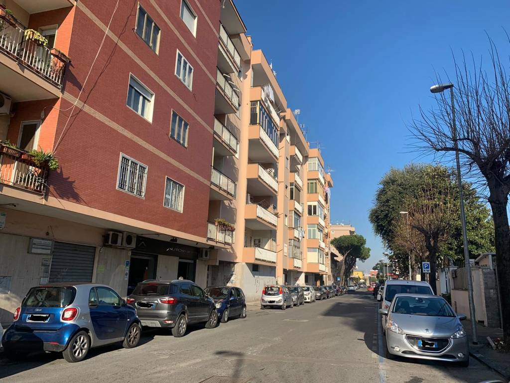 Vendita Appartamento San Giorgio a Cremano. Bilocale in via Buongiovanni.  Da ristrutturare, piano rialzato, rif. 78866857