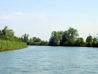 Fronte acqua Fiume Stella