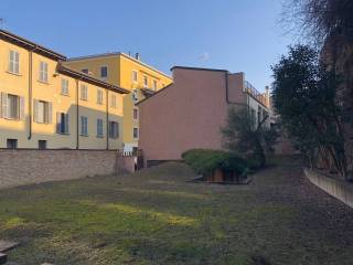 vista giardino dalla casa