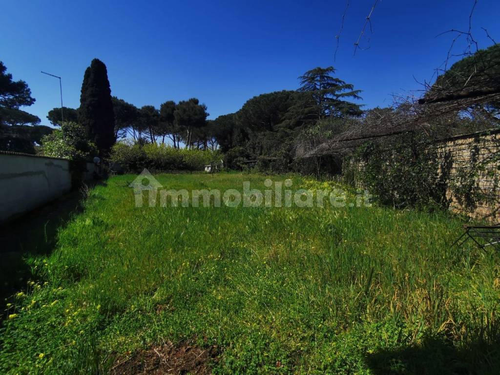 Villa unifamiliare via Erodoto, Casal Palocco, Roma