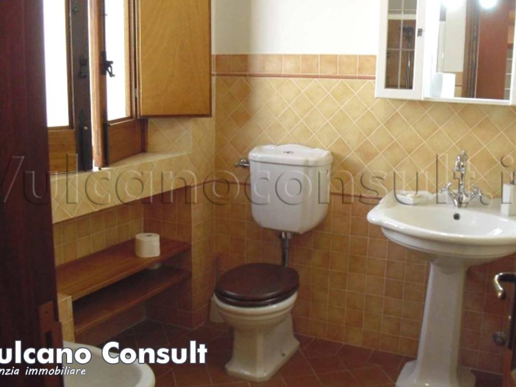 Bagno con doccia