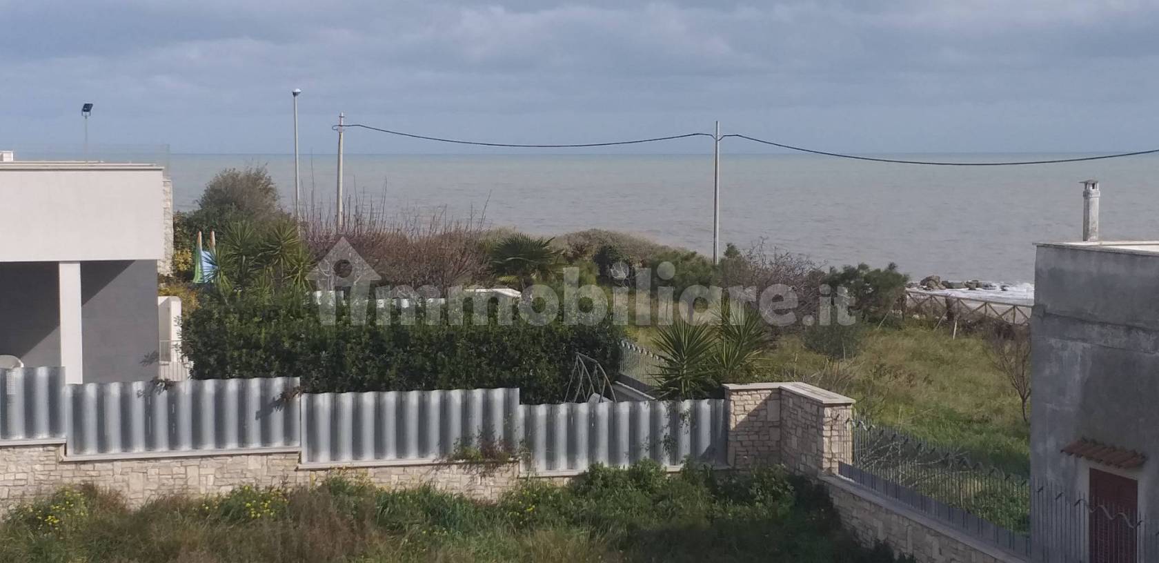 Villa bifamiliare via La Matinella, Trani