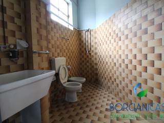 BAGNO AL PIANO TERRA