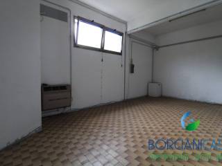 UFFICIO AL PIANO TERRA