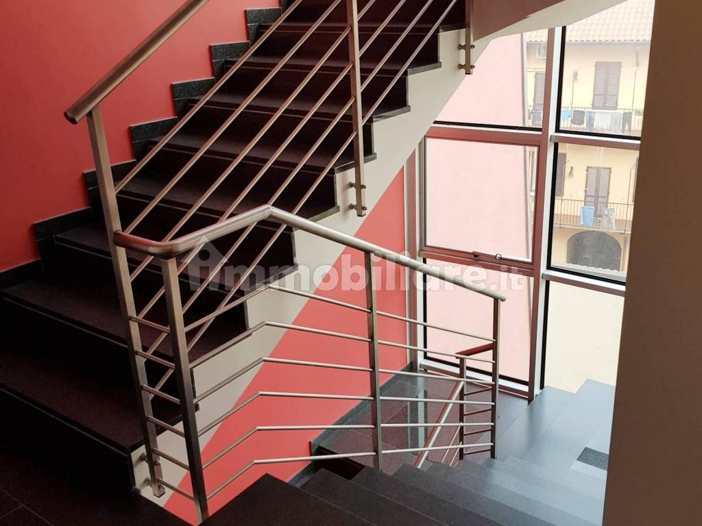 Vendita Appartamento Busto Arsizio Trilocale In Corso Europa 10 Nuovo Terzo Piano Posto Auto Terrazza Rif 83061091