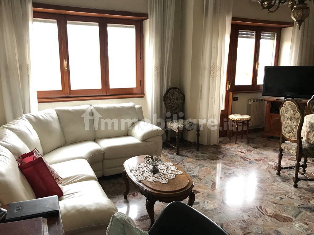 Vendita Appartamento Roma. Quadrilocale, Buono stato, secondo piano ...