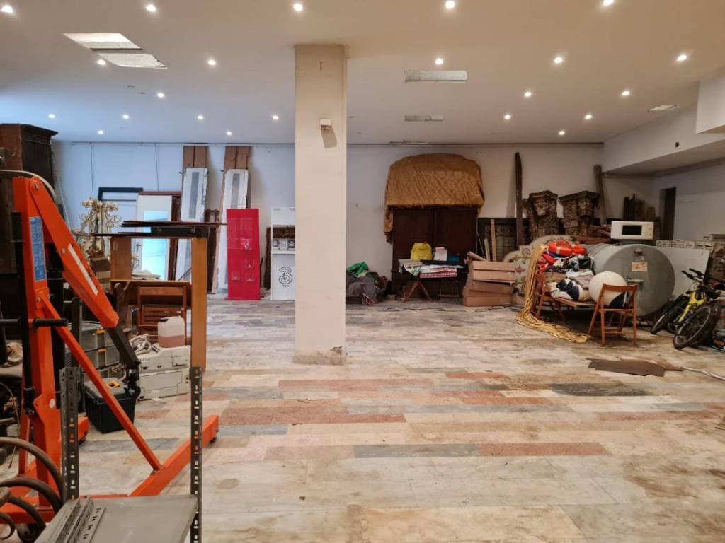 Magazzino - deposito corso italia, quarto