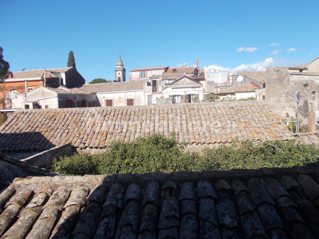 Palazzo - Edificio in vendita a Mascalucia