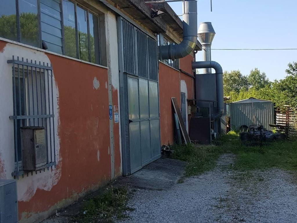 Capannone via romagna, area industriale artigianale, casciana terme lari