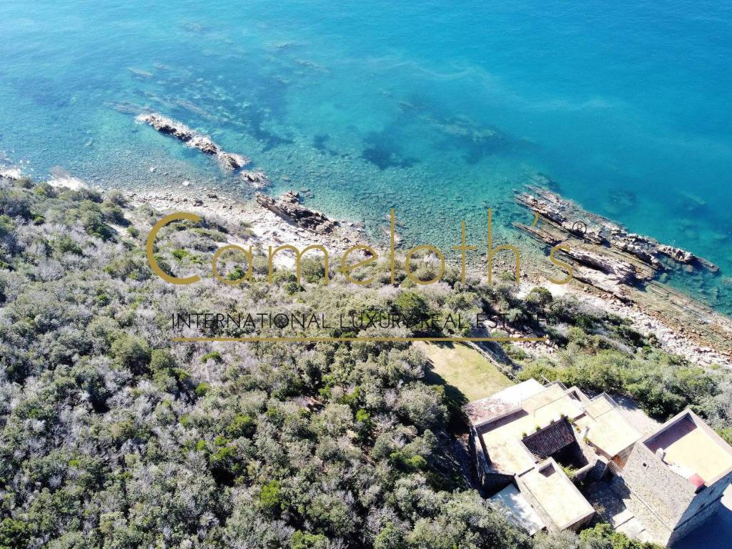 Villa con spiaggia privata