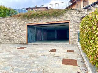 entrata garage