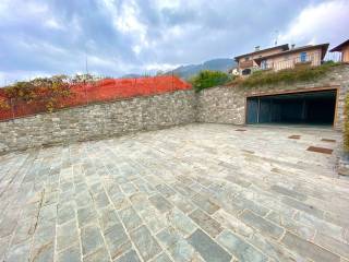 entrata garage