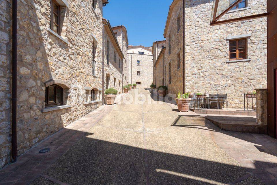 Borgo - scorcio 3