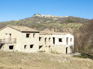 casale al grezzo vendita Marche