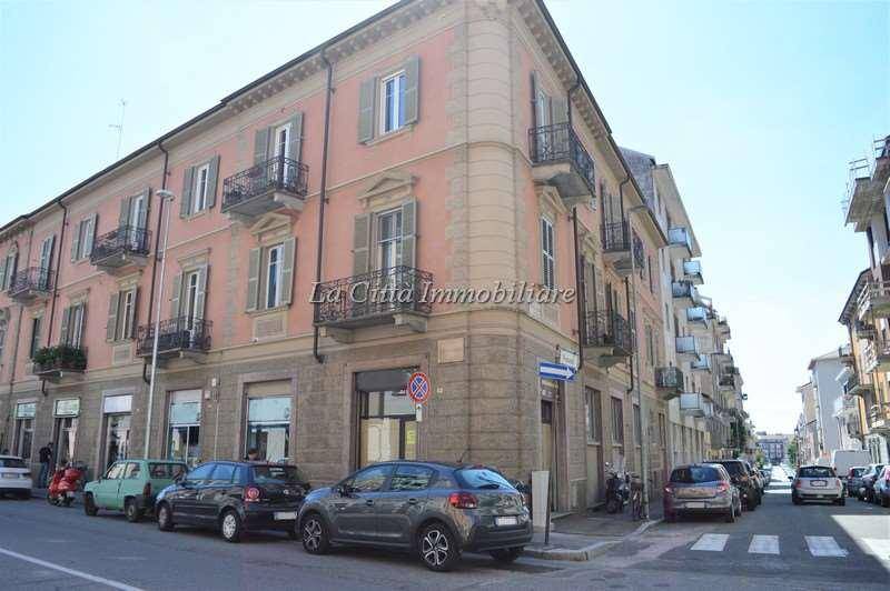 Posto auto - moto corso torino , 12, san martino, novara
